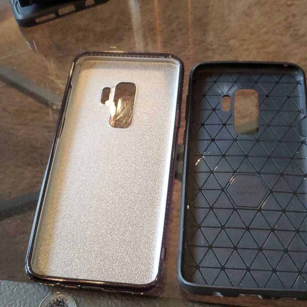 Phone case - Picture 2 of 2